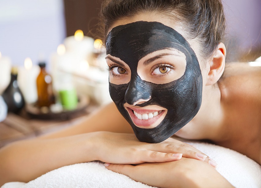 Apply activated charcoal mask for eliminate blackheads from skin