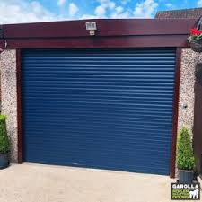 Current trends in garage door design