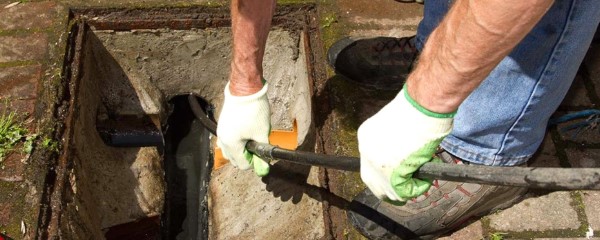 How to avoid blocked drains this winter