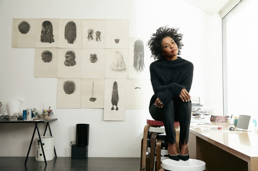 Lorna Simpson: Famous Black Female Artists